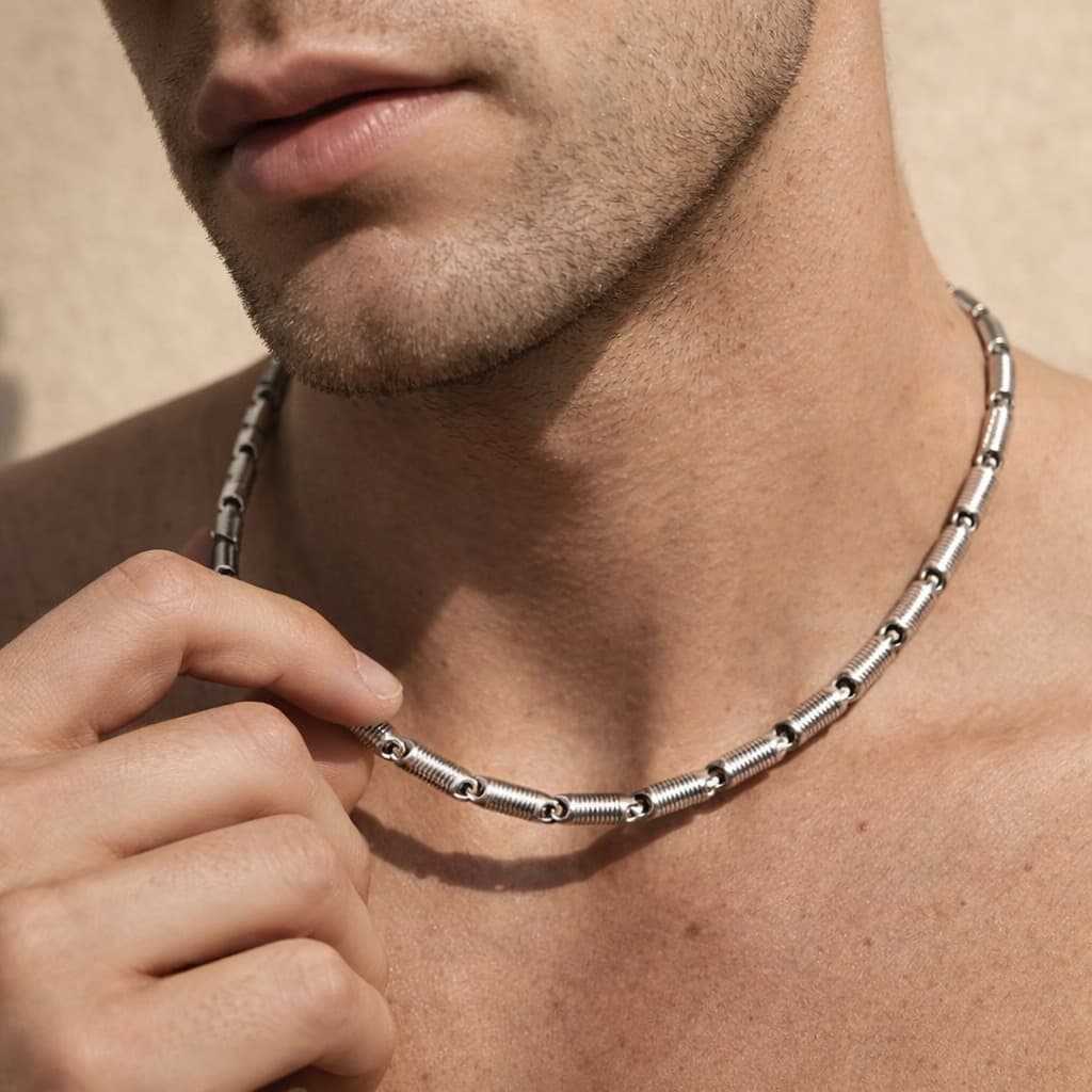 Helix Barrel-Link Chain